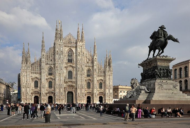 15 Cathedrals Across Europe You Need To Visit
