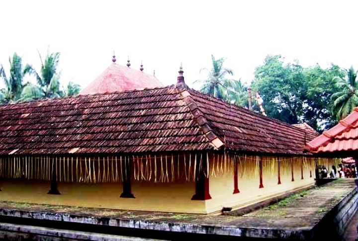 Triprangode Shiva Temple, Kerala