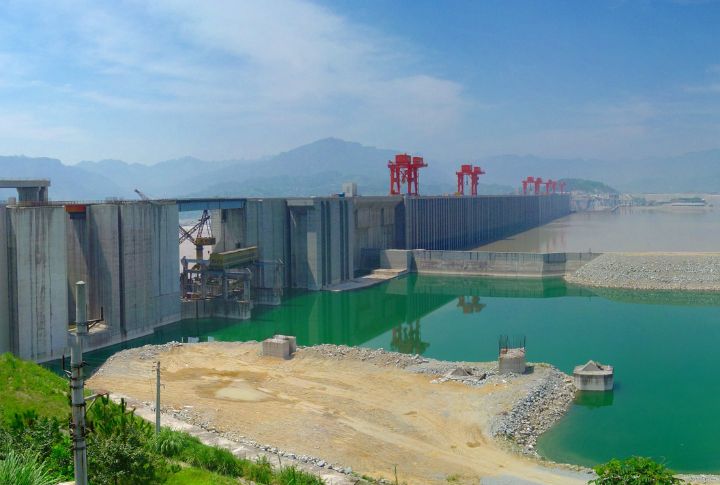 The Bleakness Of A Factory-Filled China