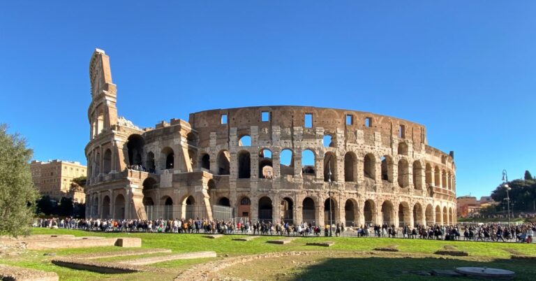 Planning To See The Colosseum In Rome? Here’s How To Choose The Right Tour