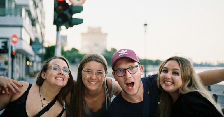 15 Travel Faux Pas Americans Should Watch Out For In Greece