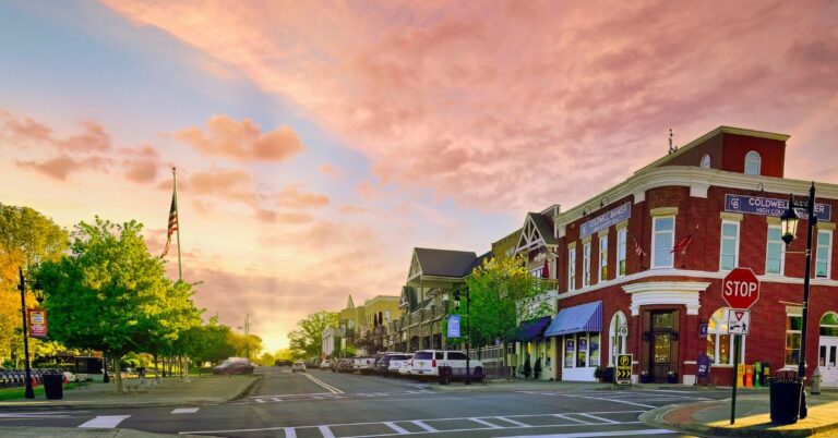 15 Blue Ridge Towns That Don’t Require A Steering Wheel