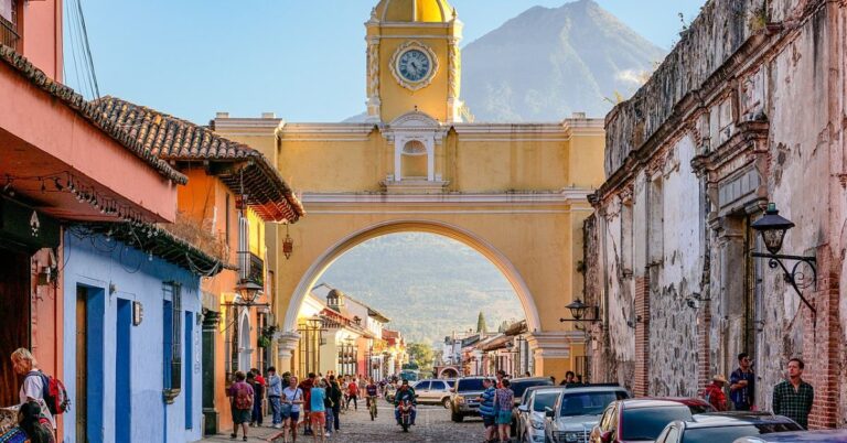 15 Ways To Explore The Beauty And History Of Antigua Guatemala