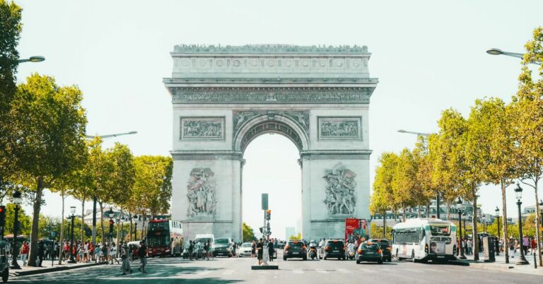 25 Biggest Attractions In France No Tourist Should Skip