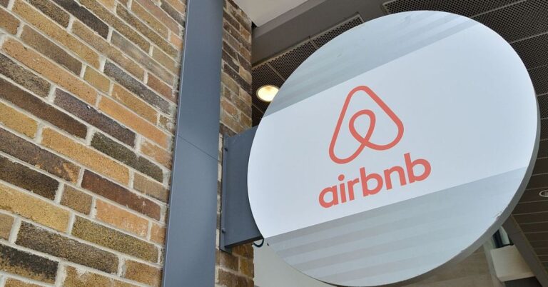 15 Airbnb Apartments To Book For A Comfortable Stay In Valencia