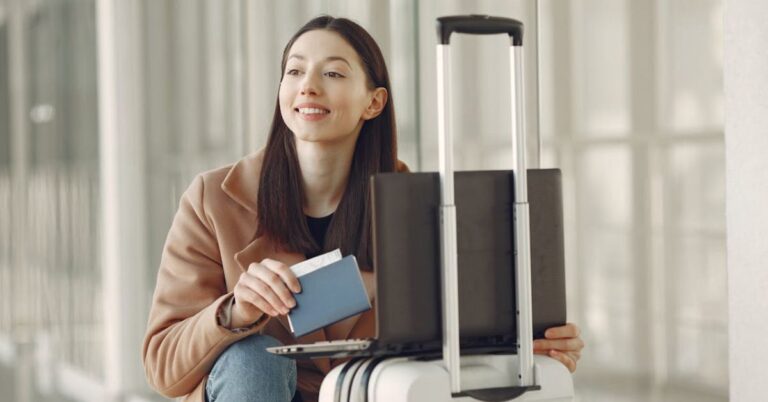 15 Avoidable Slip-Ups That Mess Up Even The Shortest Layovers