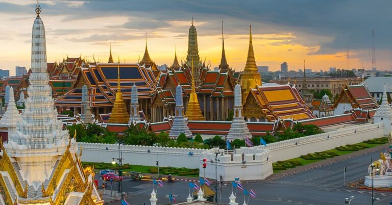 15 Temples That Blend Spiritual Significance With Striking Beauty