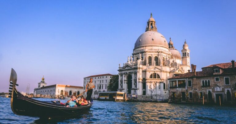 Touring Italy? Watch Out For These 10 Easy-To-Miss Rules