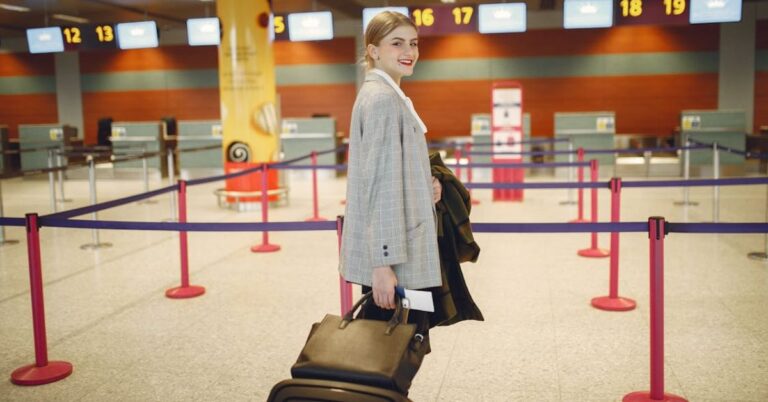 15 Simple Reasons To Always Go To The Airport Early